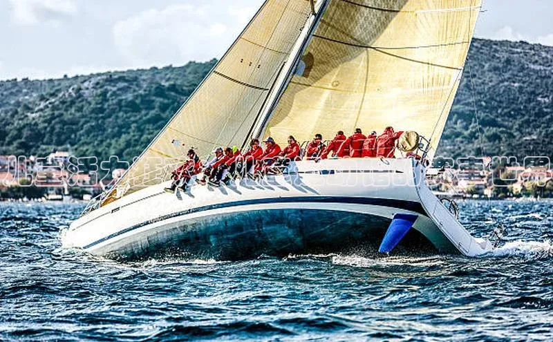 儿童活力狂欢：儿童运动馆的赛事世界